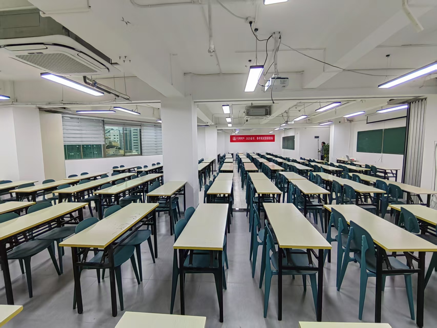 黔西南布依族苗族自治州考公培训